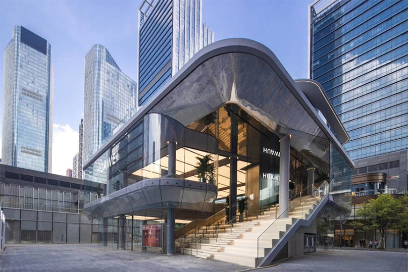 Huawei’s First Global Flagship Store Opened Saturday in Shenzhen