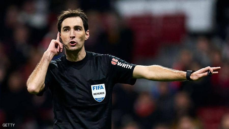 The injury deprives Manchester City of Stirling on Sunday Confrontation