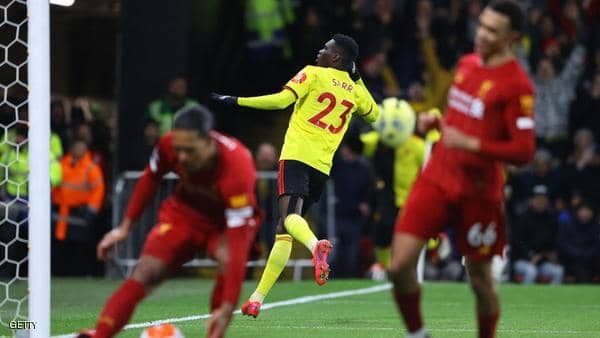 With a sweeping trilogy .. Liverpool rushed the first defeat in the league