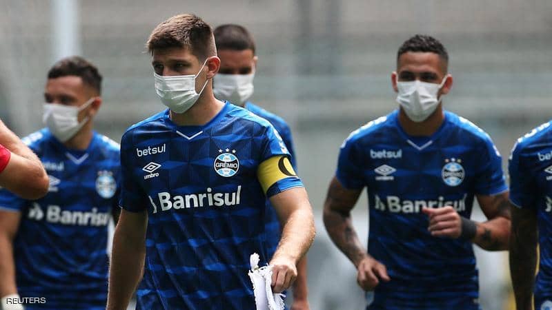 Brazilian team players protest “gags” to make them play