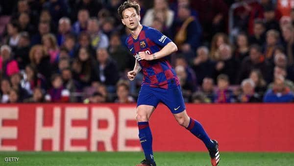 Rakitic angry at “Barcelona deal”