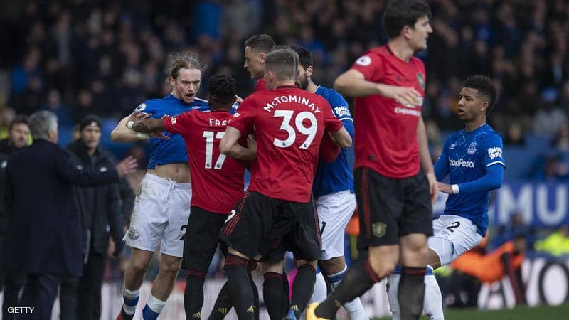 England clubs return to group training and decide on “docks”
