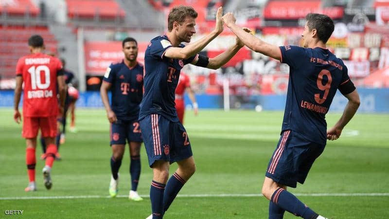 Bayern miss Levandowski and Muller in front of Mönchengladbach