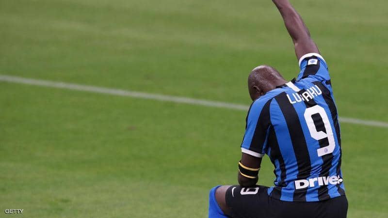 Inter wins .. and competes to top the Calcio