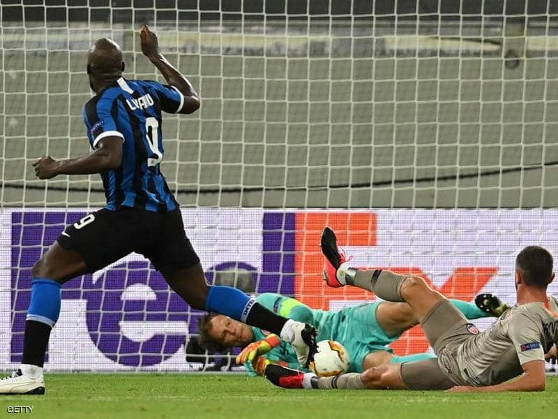 “Goals party” in minutes … Inter sweep and reach the “Europa League” final
