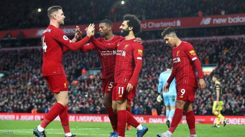 Liverpool begins defending the Premier League title against Leeds