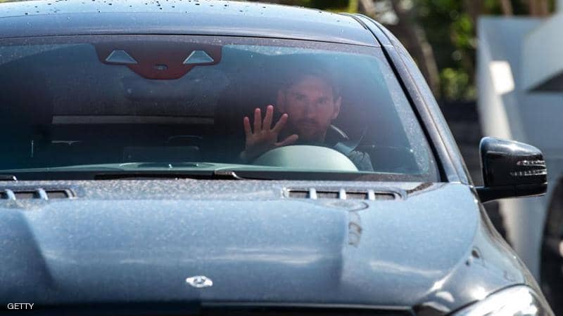 After the failure of the “immigration” … Koeman meets Messi and tells him of his demands