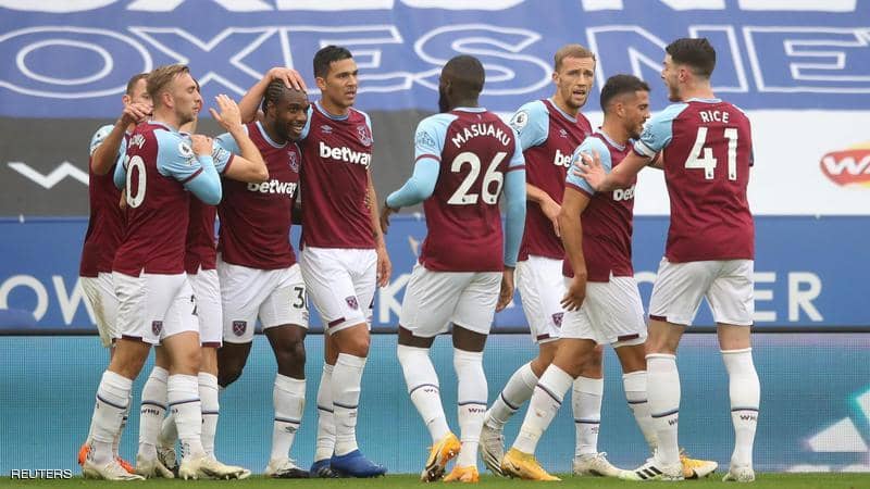 West Ham United beat Leicester City with three goals