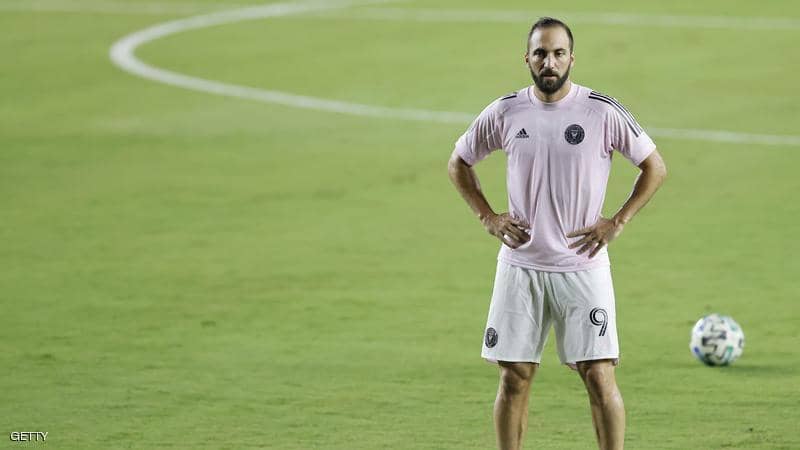 Higuain hardens Messi and Ronaldo … and chooses the best 3 players