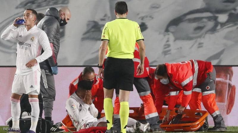 A blow to Real Madrid … his young striker will be absent “for a long time”