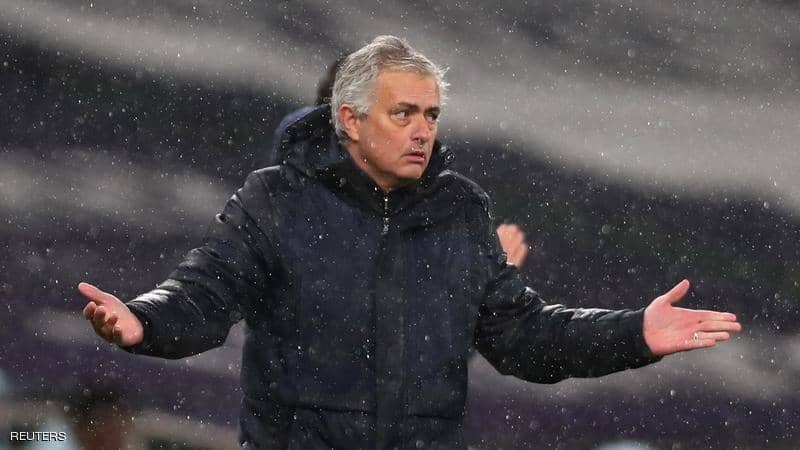 “Disappointed” Mourinho to correspondent: “A good question, but you do not deserve an answer.”
