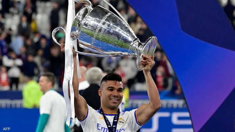 Casemiro sticks to Manchester United