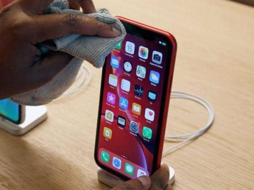 How do you clean your phone during the time of the Corona outbreak? .. “Apple” answers