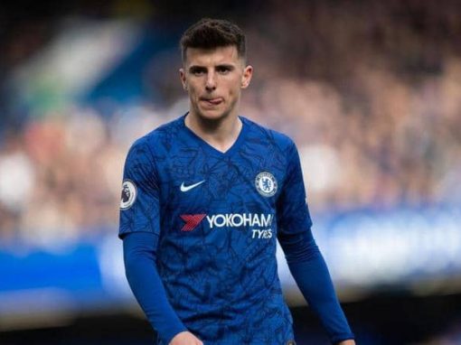 Chelsea star challenges Corona ban, plays “street”