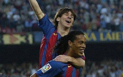 Messi and Ronaldinho .. Manchester United legend reveals the difference