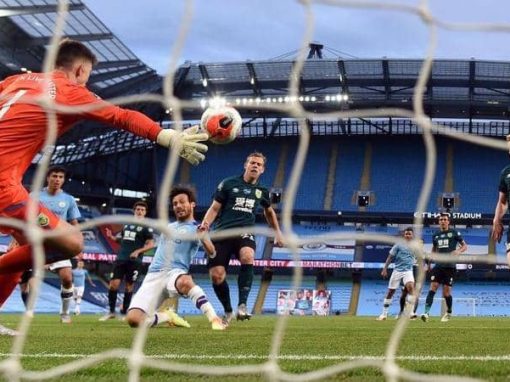 Manchester City sweeps Burnley … disrupts Liverpool coronation