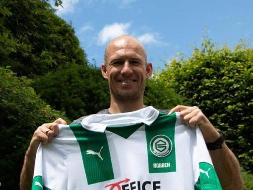 Robin returns from retirement via “Childhood Club”