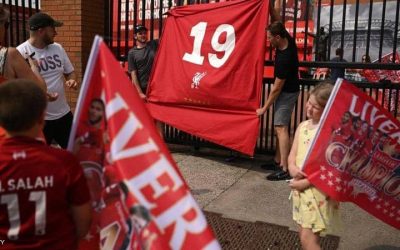 Klopp advises Liverpool fans to celebrate the title