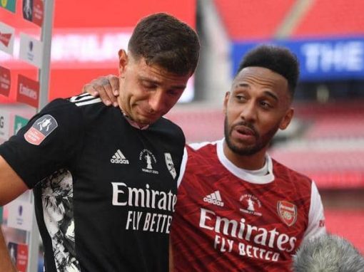 Arsenal goalkeeper .. “Tears of the cup” caused by the suffering of 10 years