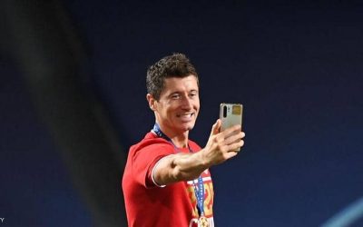 Lewandowski sits on the throne of the German players