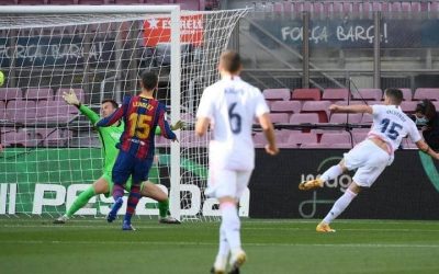 Real Madrid embarrasses Barcelona in their own home and top the “LaLiga”