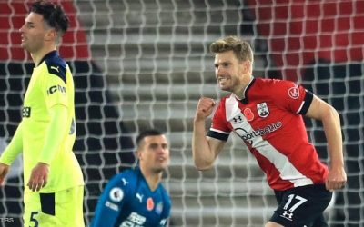 Southampton leads the Premier League for the first time since 1988