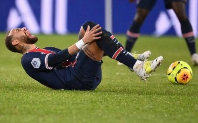 Saint-Germain lost at home to Lyon and fell to third place