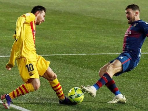 Barcelona overtake Huesca hard-won