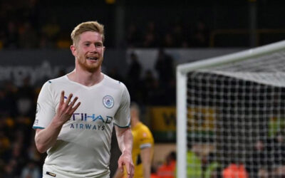 De Bruyne wins Player of the Season award beating Salah