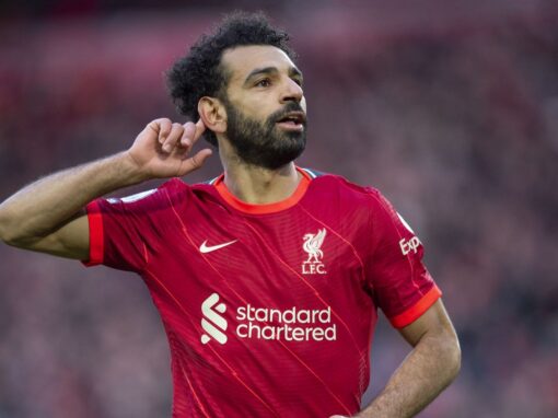 Klopp’s strange decision towards Salah raises questions .