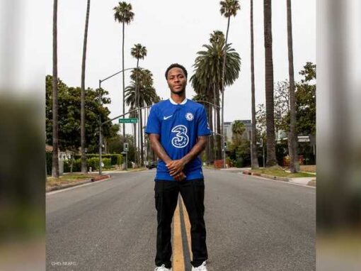 Chelsea announce the signing of Raheem Sterling